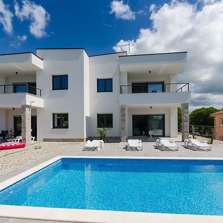 Apartments Residence Romance Pinezići Екстериор снимка