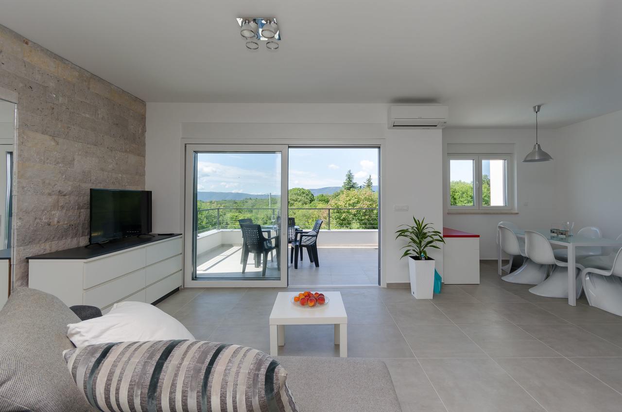 Apartments Residence Romance Pinezići Екстериор снимка