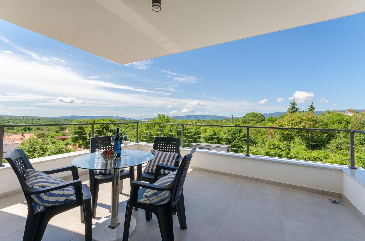 Apartments Residence Romance Pinezići Екстериор снимка