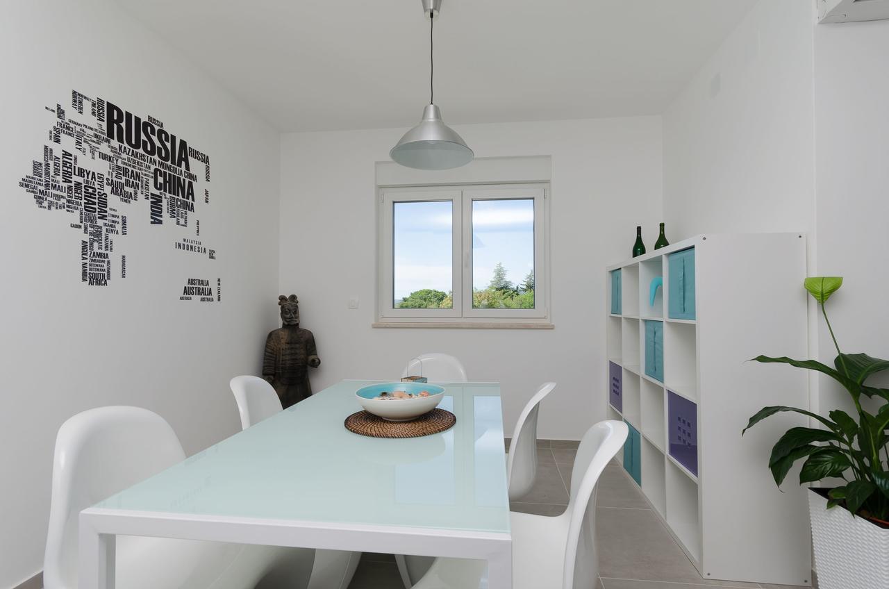 Apartments Residence Romance Pinezići Екстериор снимка