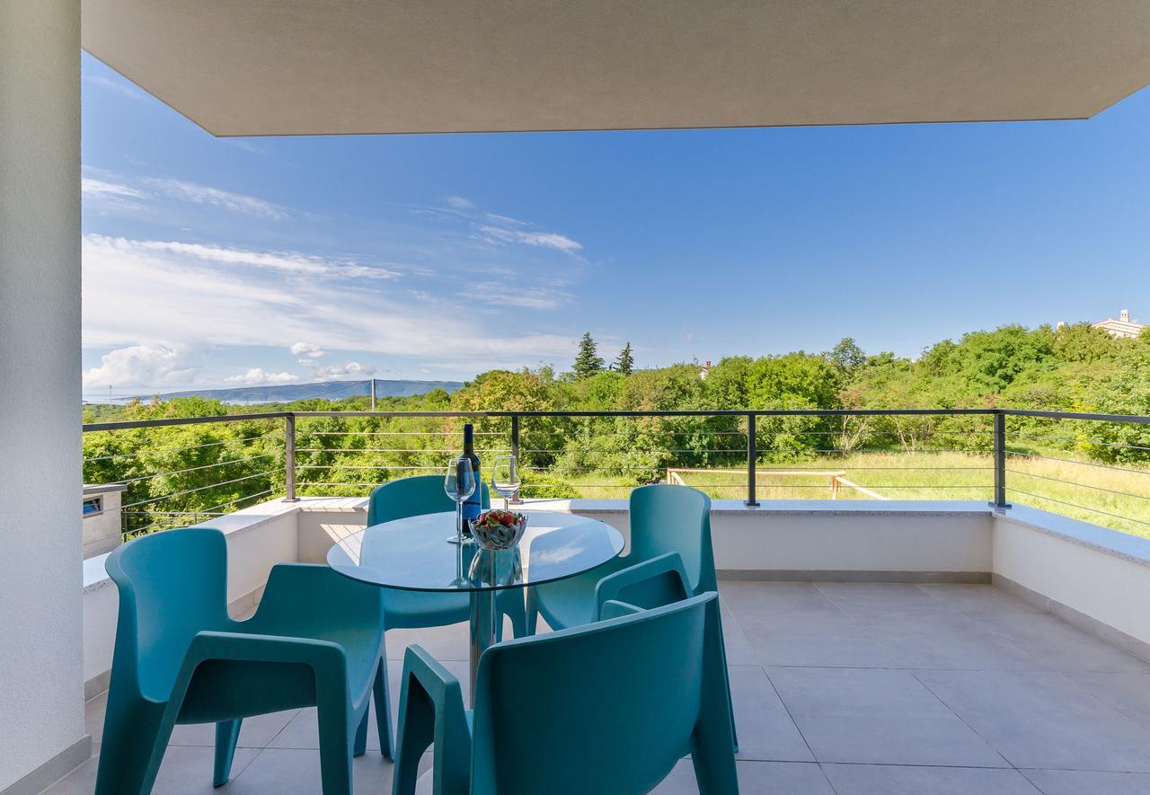 Apartments Residence Romance Pinezići Екстериор снимка