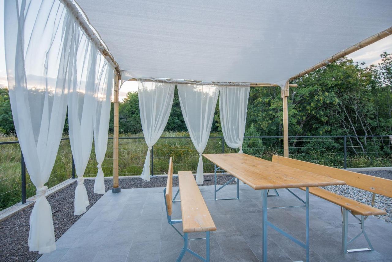 Apartments Residence Romance Pinezići Екстериор снимка